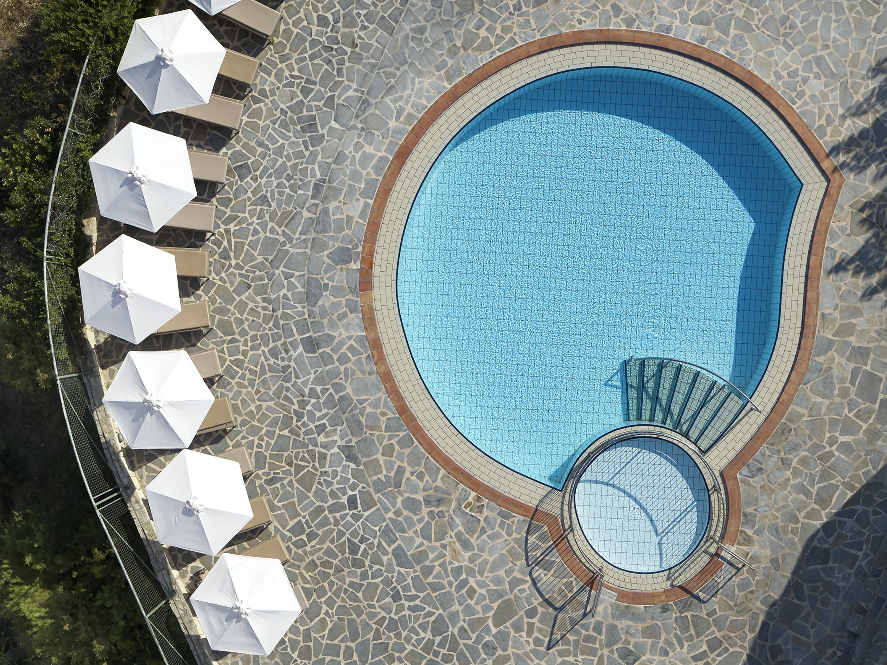 Creta Maris Resort Hersonissos  Esterno foto A swimming pool