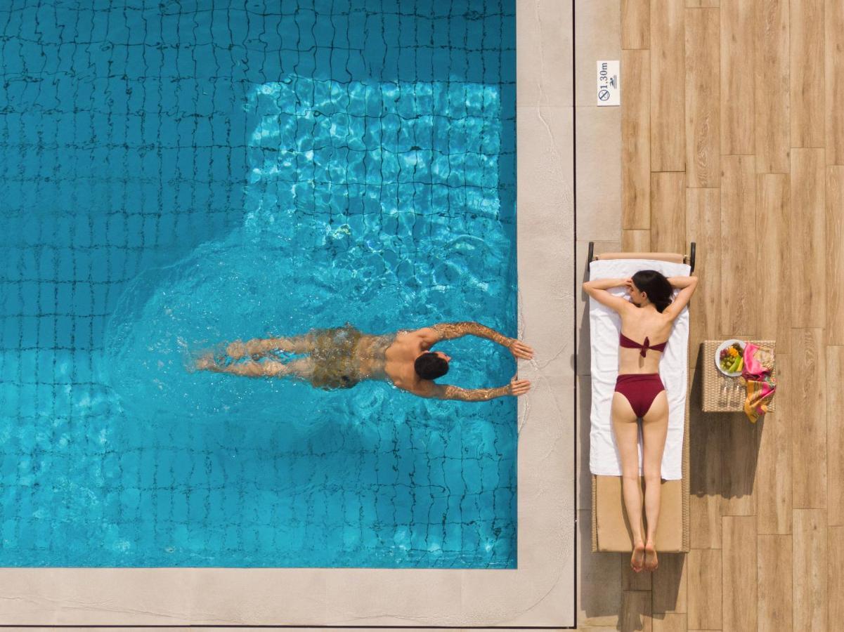 Creta Maris Resort Hersonissos  Esterno foto A swimming pool