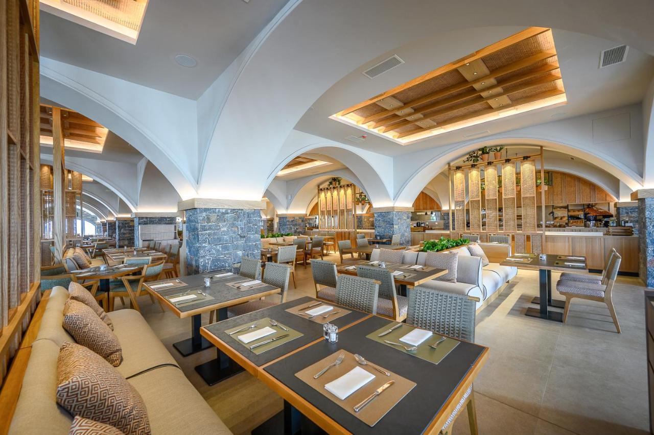 Creta Maris Resort Hersonissos  Esterno foto The restaurant