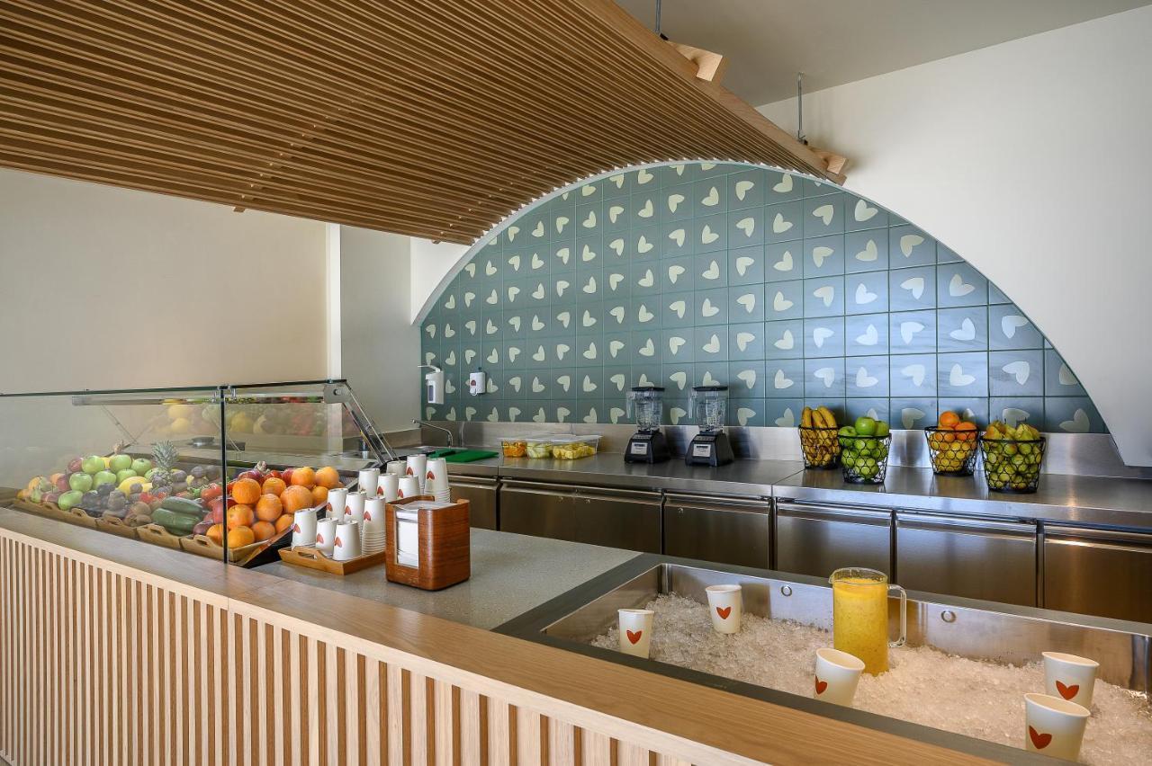 Creta Maris Resort Hersonissos  Esterno foto The Juice Bar