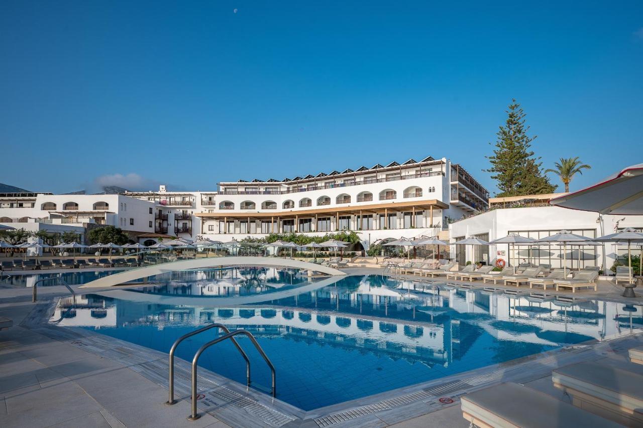 Creta Maris Resort Hersonissos  Esterno foto The hotel's main pool